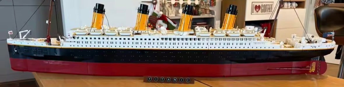 Lego Titanic
